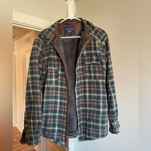 Sherpa lined Men’s fleece shirt